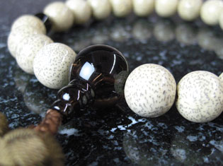 男性用数珠（京念珠）星月菩提樹・茶水晶仕立の通販・販売