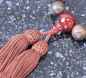 男性用数珠（京念珠）神代杉・瑪瑙仕立の通販・販売