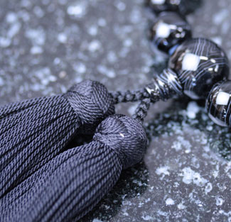 女性用数珠（京念珠）黒縞瑪瑙共仕立の通販・販売