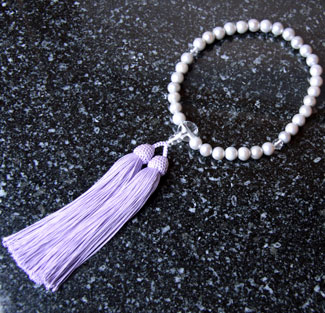 女性用数珠（京念珠淡水真珠/水晶仕立ての通販・販売